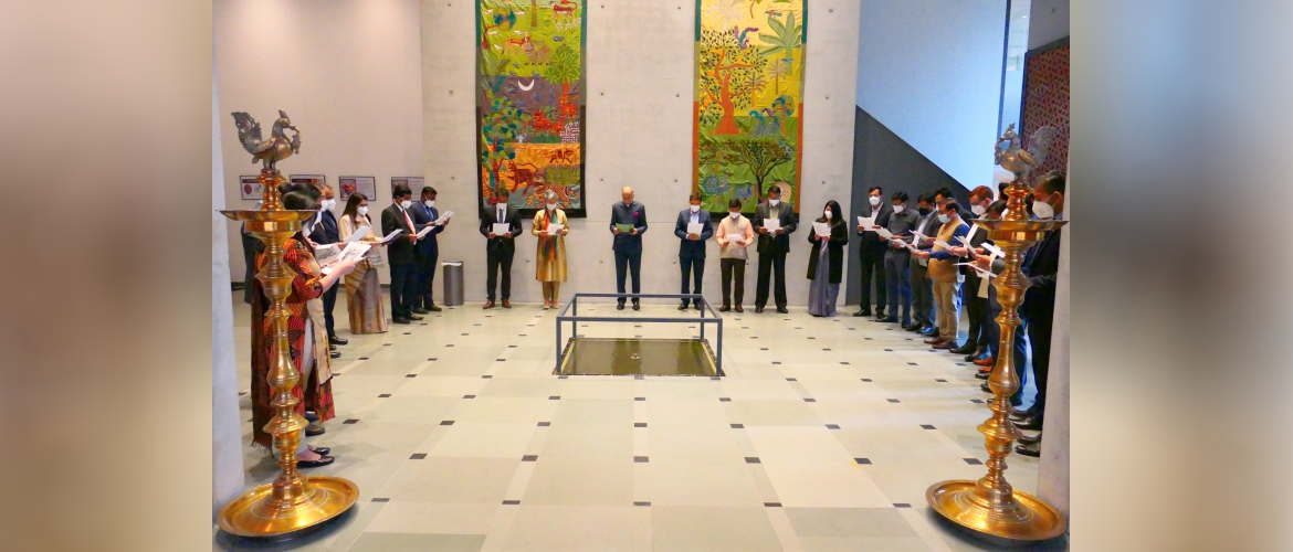  Ambassador P. Harish & Officers of the Embassy read the Preamble to the Constitution of India on November 26 on the occasion of Samvidhan Divas 2021.