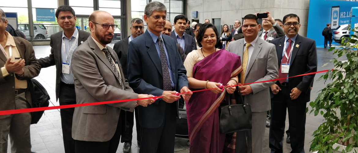  DCM Mrs. Paramita Triptahi inaugurated the DHI Pavilion at Hannover Messe 2018